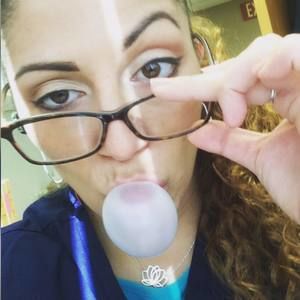 Meet your Posher, Mirna